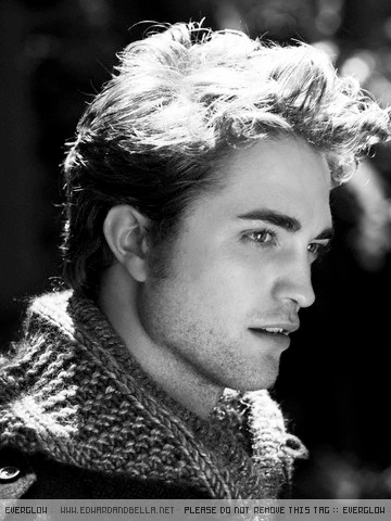 robert pattinson photoshoot vanity fair. Now this outtake from Rob#39;s